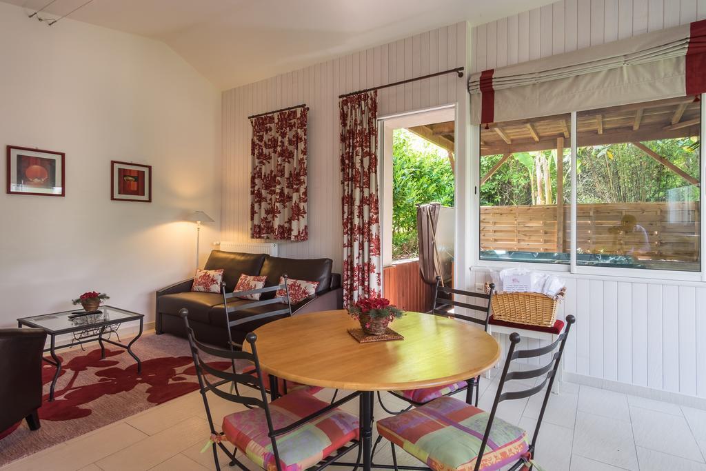 Manoir Du Parc (Adults Only) Hotel Амбоаз Екстериор снимка