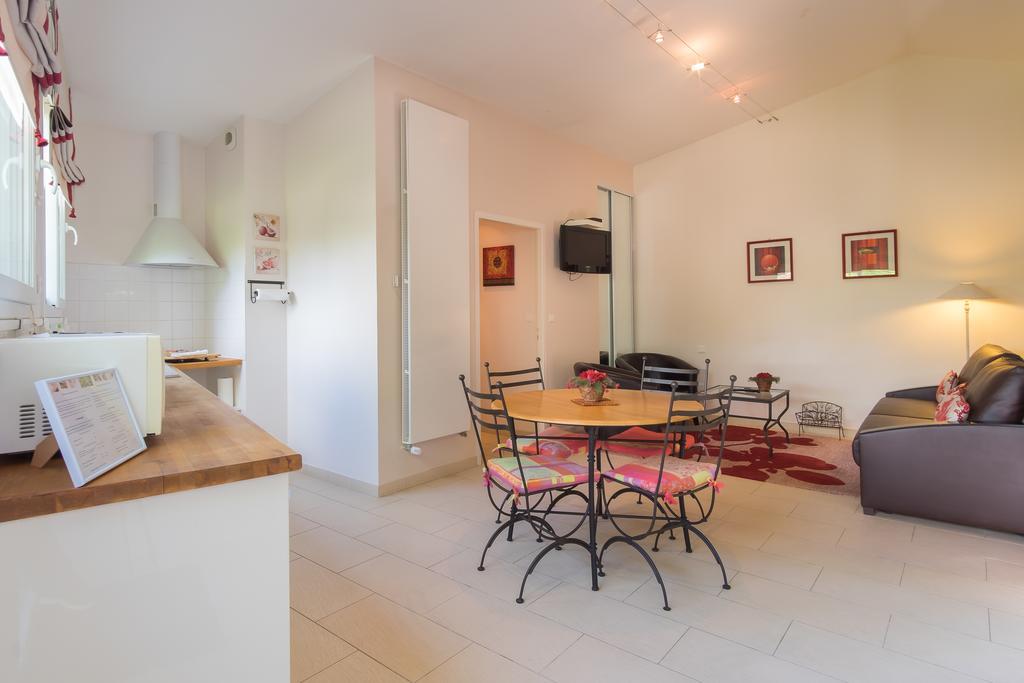 Manoir Du Parc (Adults Only) Hotel Амбоаз Екстериор снимка